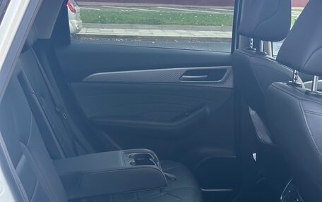 Haval F7 I, 2022 год, 2 400 000 рублей, 10 фотография