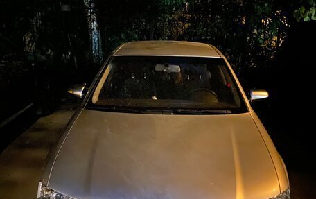 Audi A4, 2004 год, 800 000 рублей, 10 фотография