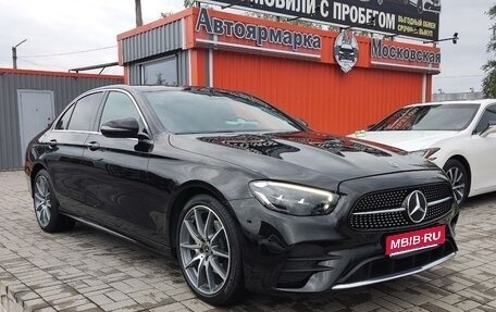 Mercedes-Benz E-Класс, 2021 год, 5 500 000 рублей, 1 фотография