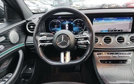 Mercedes-Benz E-Класс, 2021 год, 5 500 000 рублей, 9 фотография