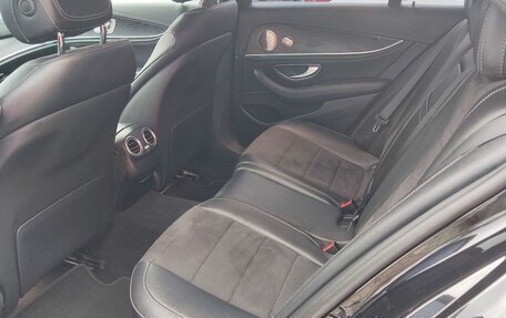 Mercedes-Benz E-Класс, 2021 год, 5 500 000 рублей, 20 фотография