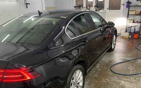 Volkswagen Passat B8 рестайлинг, 2017 год, 1 950 000 рублей, 6 фотография