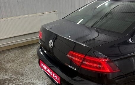 Volkswagen Passat B8 рестайлинг, 2017 год, 1 950 000 рублей, 5 фотография