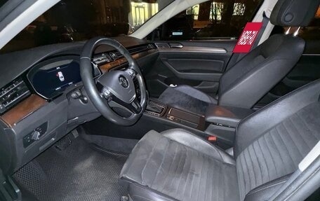 Volkswagen Passat B8 рестайлинг, 2017 год, 1 950 000 рублей, 9 фотография