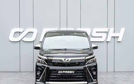 Toyota Voxy III, 2019 год, 2 580 000 рублей, 3 фотография