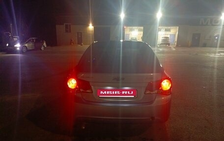 Chevrolet Cruze II, 2009 год, 530 000 рублей, 6 фотография