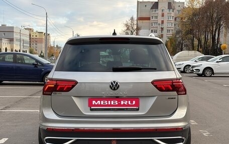 Volkswagen Tiguan II, 2021 год, 3 380 000 рублей, 6 фотография