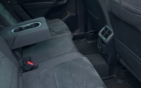 Volkswagen Tiguan II, 2021 год, 3 380 000 рублей, 15 фотография