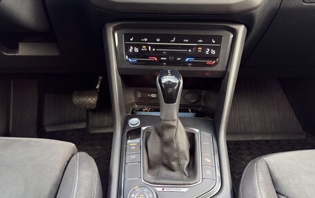 Volkswagen Tiguan II, 2021 год, 3 380 000 рублей, 13 фотография