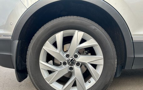 Volkswagen Tiguan II, 2021 год, 3 380 000 рублей, 27 фотография