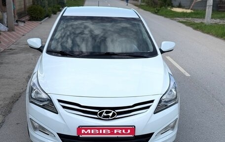 Hyundai Solaris II рестайлинг, 2014 год, 1 185 000 рублей, 4 фотография
