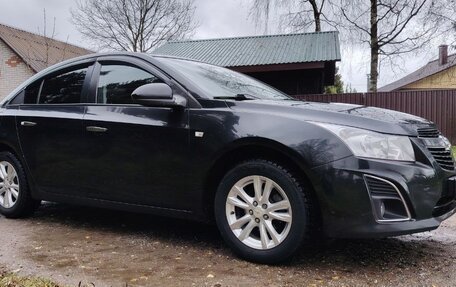 Chevrolet Cruze II, 2013 год, 950 000 рублей, 2 фотография