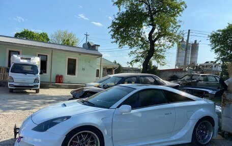 Toyota Celica VII рестайлинг, 2000 год, 1 000 000 рублей, 3 фотография