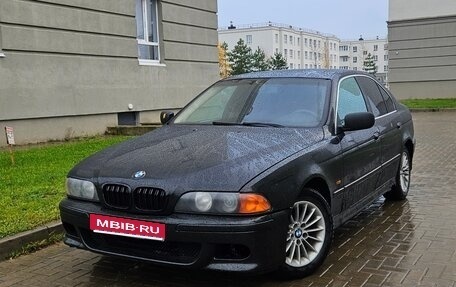 BMW 5 серия, 1999 год, 320 000 рублей, 1 фотография
