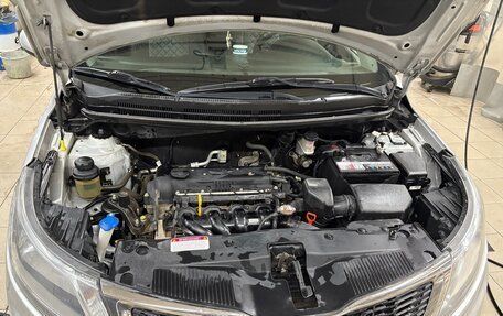 KIA Rio III рестайлинг, 2015 год, 1 000 000 рублей, 10 фотография