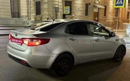 KIA Rio III рестайлинг, 2015 год, 1 000 000 рублей, 2 фотография