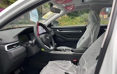 Geely Emgrand, 2025 год, 1 700 000 рублей, 8 фотография