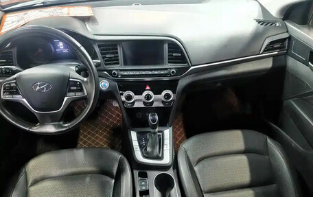 Hyundai Elantra VI рестайлинг, 2021 год, 1 400 111 рублей, 8 фотография