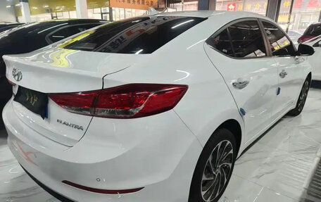 Hyundai Elantra VI рестайлинг, 2021 год, 1 400 111 рублей, 12 фотография