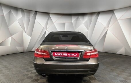 Mercedes-Benz E-Класс, 2012 год, 1 293 000 рублей, 8 фотография