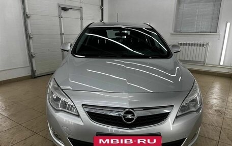 Opel Astra J, 2011 год, 879 000 рублей, 8 фотография