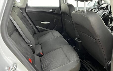 Opel Astra J, 2011 год, 879 000 рублей, 11 фотография