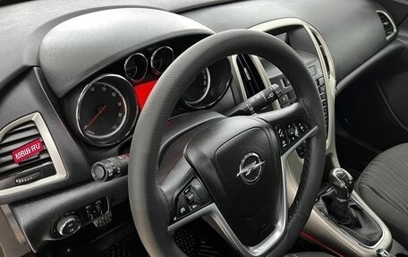 Opel Astra J, 2011 год, 879 000 рублей, 18 фотография