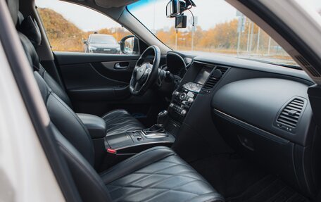 Infiniti QX70, 2014 год, 2 750 000 рублей, 14 фотография