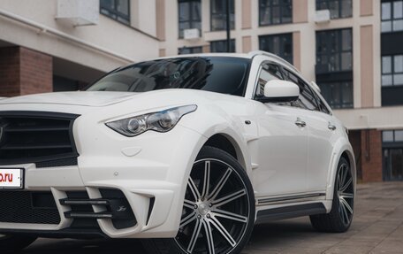 Infiniti QX70, 2014 год, 2 750 000 рублей, 3 фотография