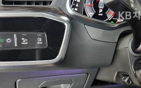 Audi A6, 2023 год, 4 360 099 рублей, 11 фотография