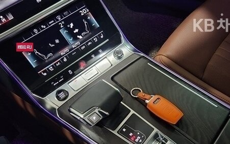 Audi A6, 2023 год, 4 360 099 рублей, 10 фотография