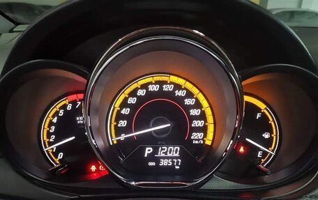 Toyota Yaris XP150 рестайлинг, 2022 год, 1 296 000 рублей, 11 фотография