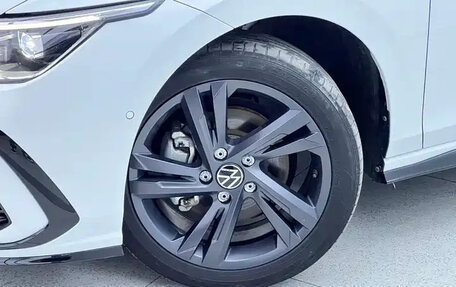 Volkswagen Golf VIII, 2021 год, 2 050 000 рублей, 7 фотография