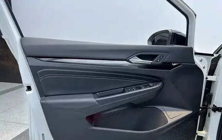 Volkswagen Golf VIII, 2021 год, 2 050 000 рублей, 13 фотография