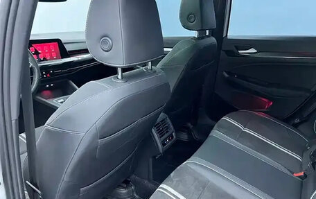 Volkswagen Golf VIII, 2021 год, 2 050 000 рублей, 14 фотография