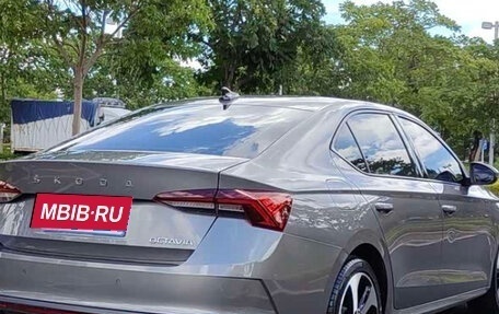Skoda Octavia IV, 2022 год, 1 850 000 рублей, 7 фотография
