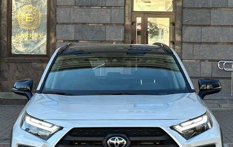 Toyota RAV4, 2025 год, 4 090 000 рублей, 4 фотография