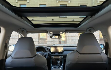 Toyota RAV4, 2025 год, 4 090 000 рублей, 9 фотография