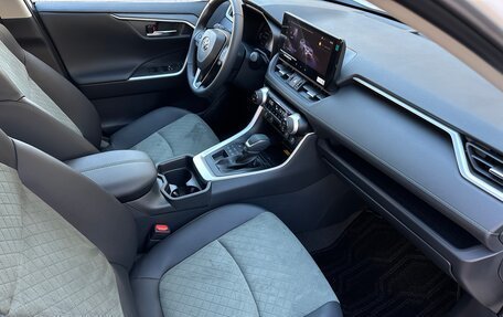 Toyota RAV4, 2025 год, 4 090 000 рублей, 17 фотография