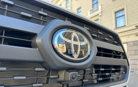 Toyota RAV4, 2025 год, 4 090 000 рублей, 28 фотография