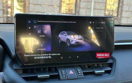 Toyota RAV4, 2025 год, 4 090 000 рублей, 22 фотография