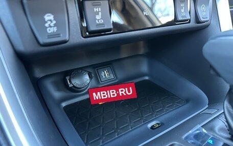 Toyota RAV4, 2025 год, 4 090 000 рублей, 26 фотография