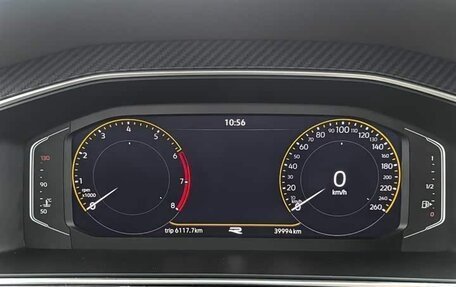 Volkswagen Tiguan II, 2022 год, 3 000 000 рублей, 10 фотография