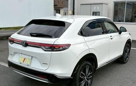 Honda Vezel, 2022 год, 1 834 555 рублей, 4 фотография