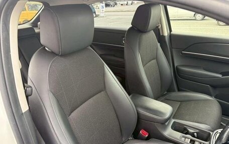 Honda Vezel, 2022 год, 1 834 555 рублей, 12 фотография