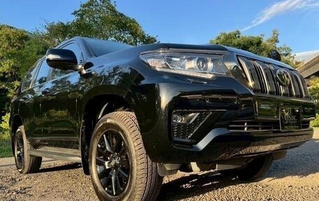 Toyota Land Cruiser Prado 150 рестайлинг 2, 2022 год, 4 150 333 рублей, 9 фотография