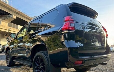 Toyota Land Cruiser Prado 150 рестайлинг 2, 2022 год, 4 150 333 рублей, 4 фотография