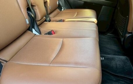 Toyota Land Cruiser Prado 150 рестайлинг 2, 2022 год, 4 150 333 рублей, 19 фотография