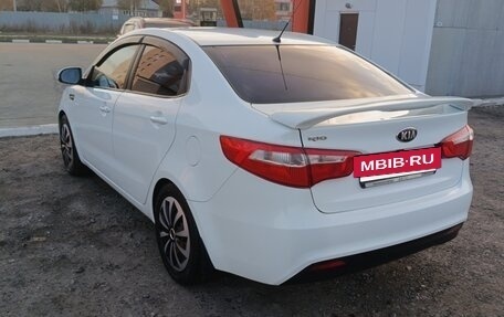 KIA Rio III рестайлинг, 2013 год, 980 000 рублей, 4 фотография