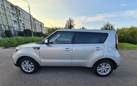 KIA Soul II рестайлинг, 2017 год, 1 590 000 рублей, 5 фотография